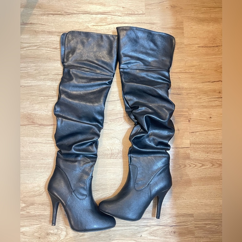 New High knee leather boots